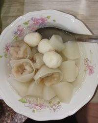 電鍋煮菜頭丸子湯