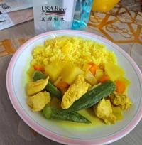 泰式黃咖哩雞（美國茉莉香米）