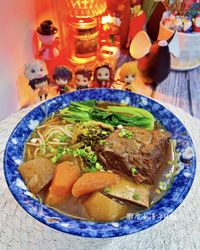 帶骨肋排紅燒牛肉麵