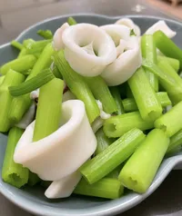 芹菜管炒小卷