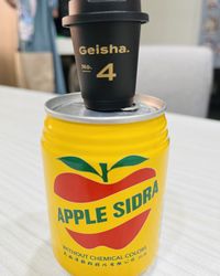 蘋果西打漸層咖啡