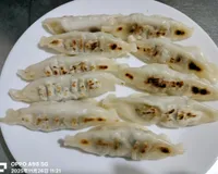 冷凍鍋貼 (免洗鍋)~簡單隨手做