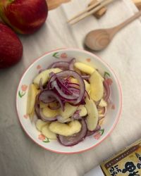 紫蔥蘋果佐柚子香醋