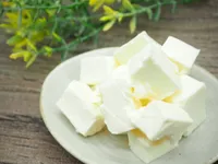 自製奶油乳酪｜四樣材料・附教學影片