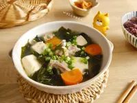 海帶排骨豆腐味噌湯