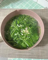蒜香菠菜湯