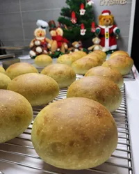 紅豆花豆黑米餡-抹茶麵包