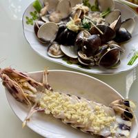 蒜蒸螳螂蝦與粉蟯仔