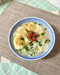 荷包蛋湯麵
