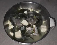 味增海帶芽魚湯