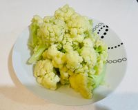 蒜炒白花椰菜/家常菜料理