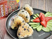 葡萄乾烤飯糰 / 簡單早餐