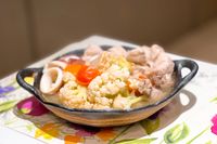 酸豆煮海鮮湯
