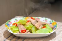 菜心炒肉片