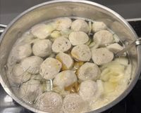 零廚藝系列：洋蔥貢丸湯