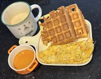 早午餐系列：脆皮蜂蜜鬆餅