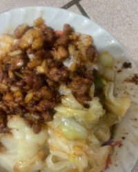 排骨雞醬滷肉飯