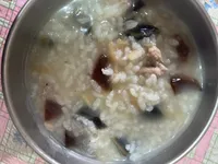 冬菜皮蛋瘦肉粥