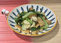 零廚藝系列：蒜香油豆腐炒青江菜