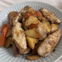 港式料理｜薯仔炆雞翼