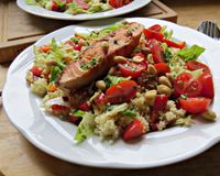 北非小米三文魚