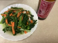 炒胡蘿蔔黑葉白菜