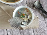 薑絲蛤蜊鱸魚尾湯