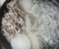 蘿蔔豬肉蒟蒻麵
