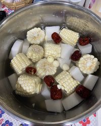 電鍋紅棗玉米蓮子山藥湯