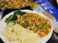麻婆豆腐拌麵／統一好勁道月見雞蛋風味麵