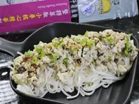 皮蛋豆腐涼拌麵／統一好勁道千羽拉麵