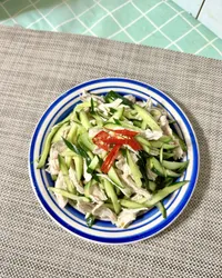 涼拌小黃瓜雞胸肉