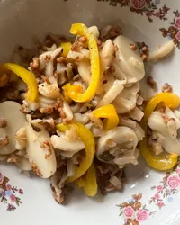 剝皮辣椒肉醬甜椒炒年糕