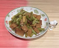 零廚藝系列：醬燒油豆腐四季豆