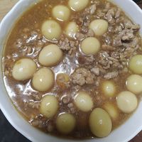 鳥蛋肉燥