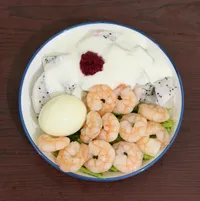 優格鮮蝦蔬果盤