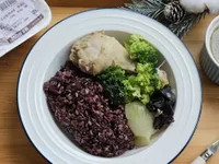 鹹水雞肉飯／美國棒棒腿