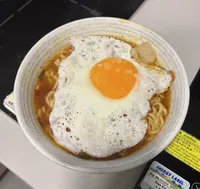 【簡易食譜】冷凍辛拉麵