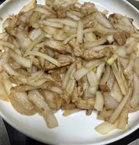 辣豆瓣醬肉絲炒洋蔥