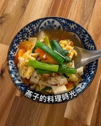 番茄金針菇豆腐蛋花湯