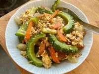 午餐肉炒苦瓜