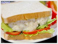 鮑魚沙拉土司