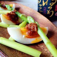 魚子醬蘆筍蛋溫沙拉 【富發行創意料理】