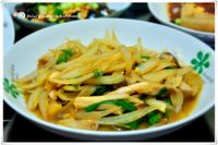 洋蔥炒菇