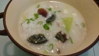 瓢瓜皮蛋瘦肉粥