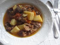 壓力鍋食譜3---土式茄汁馬鈴薯燉肉