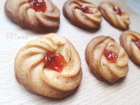 奇曲餅佐草莓醬