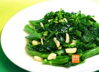 Mimi♥炒青菜不變黃的秘訣(炒芥蘭花)