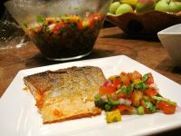 煎鮭魚 (酥脆魚皮)