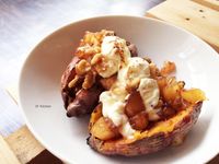 酸奶油肉桂蘋果佐烤地瓜 / 奶素